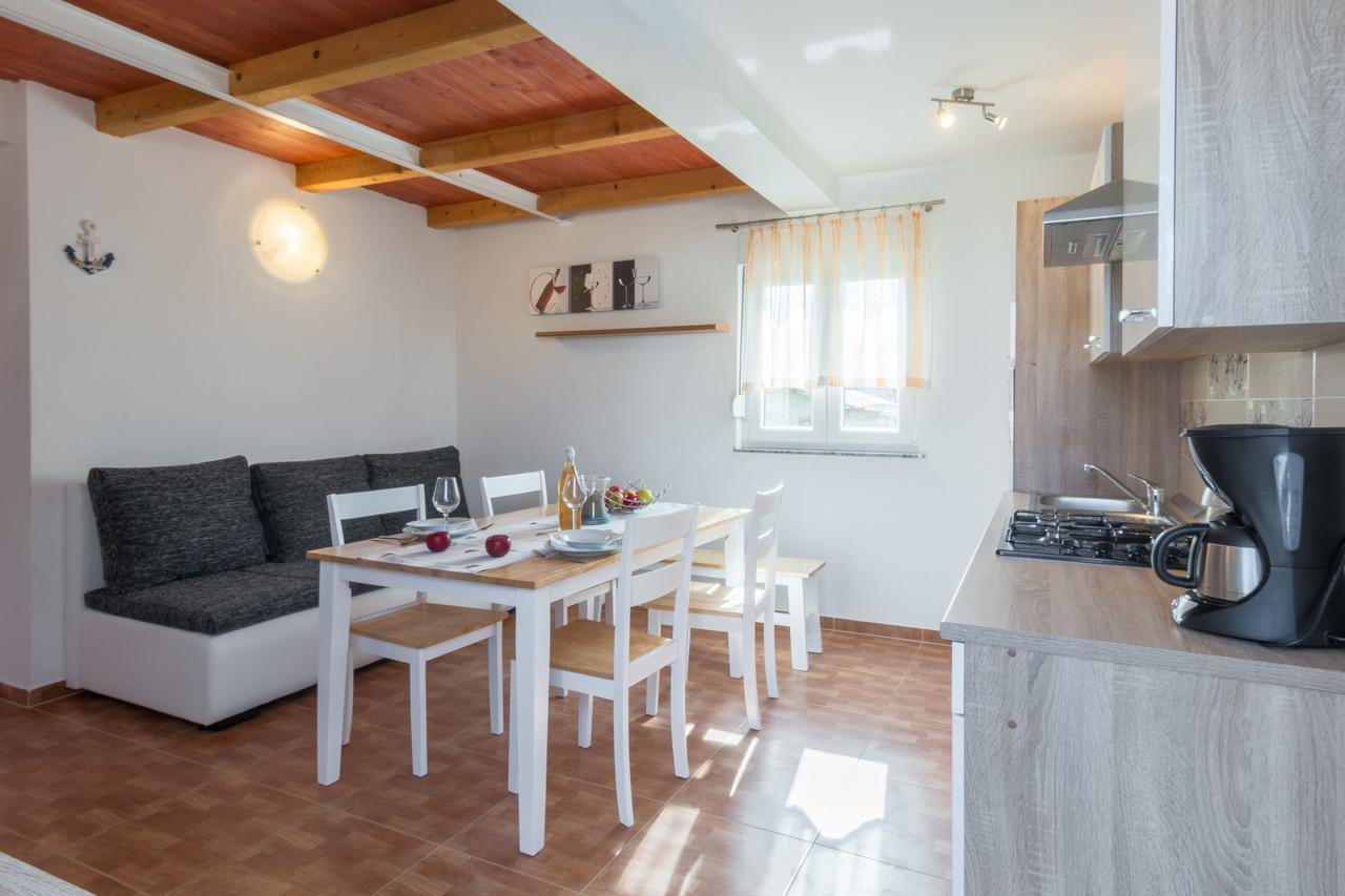Miocic Apartment Razanac